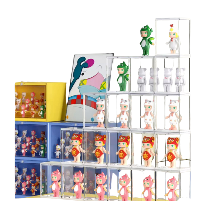 GOTO  Single Magnetic Transparent Box for Displaying Figurines and Dolls Shelf Box Storage