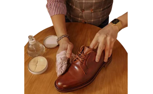 Leather/Crocodile/Patent Shoes Polish Professional Service